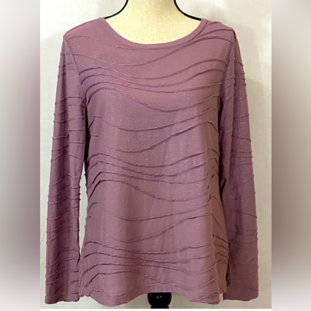 Simple Vera Vera Wang Textured Long Sleeve Top with Hints of Silver Tread